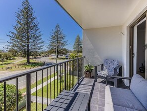 Property grounds - Layback on Marine - 4/256 Marine Parade (Kingscliff)