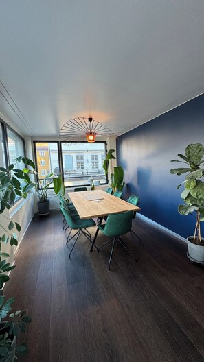 تناول الطعام