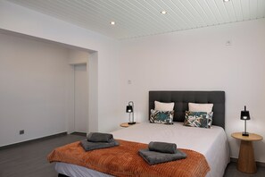 1 bedroom, iron/ironing board, WiFi, bed sheets - Angel's Sunset Studio (Estreito da Calheta)