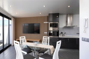 Dining - Angel's Sunset Studio (Estreito da Calheta)
