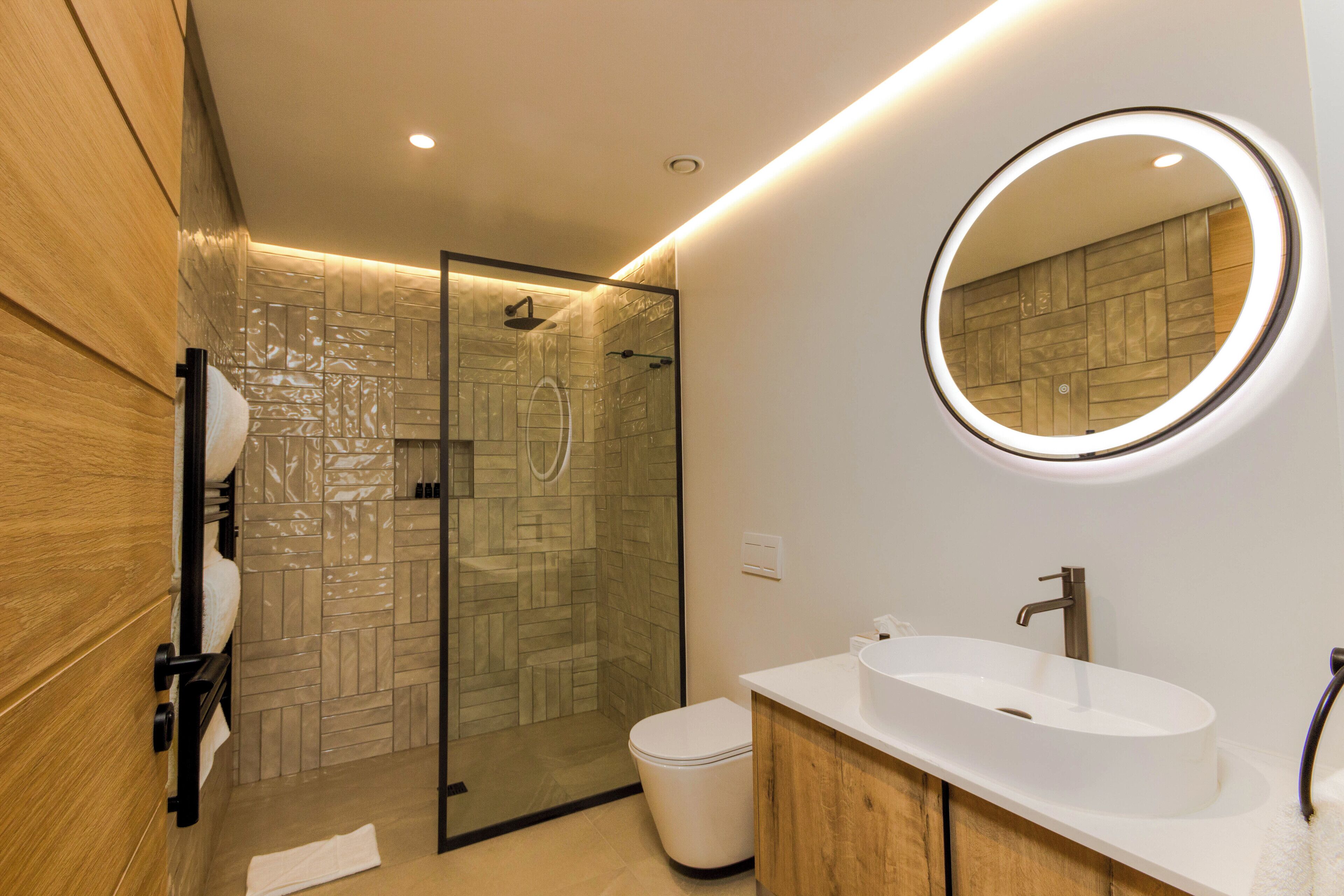 Apartment, 2 Bedrooms | Bathroom