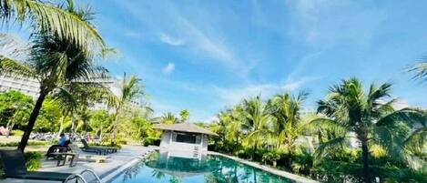 Piscina a l'aire lliure