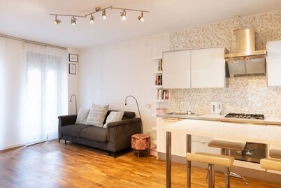 Spacious and cosy two-room flat in the Bicocca area
