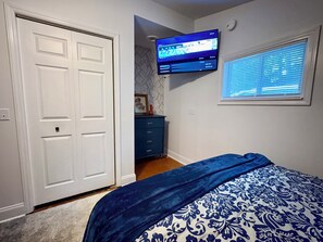 3 Schlafzimmer, Schreibtisch, Bügeleisen/Bügelbrett, kostenloses WLAN