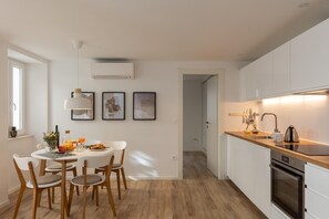 Fridge, oven, stovetop, dishwasher - Apartments Odin - One bedroom Apartment - 2 (Dubrovnik)