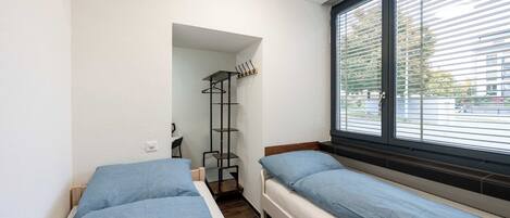 1 bedroom, iron/ironing board, travel cot, WiFi