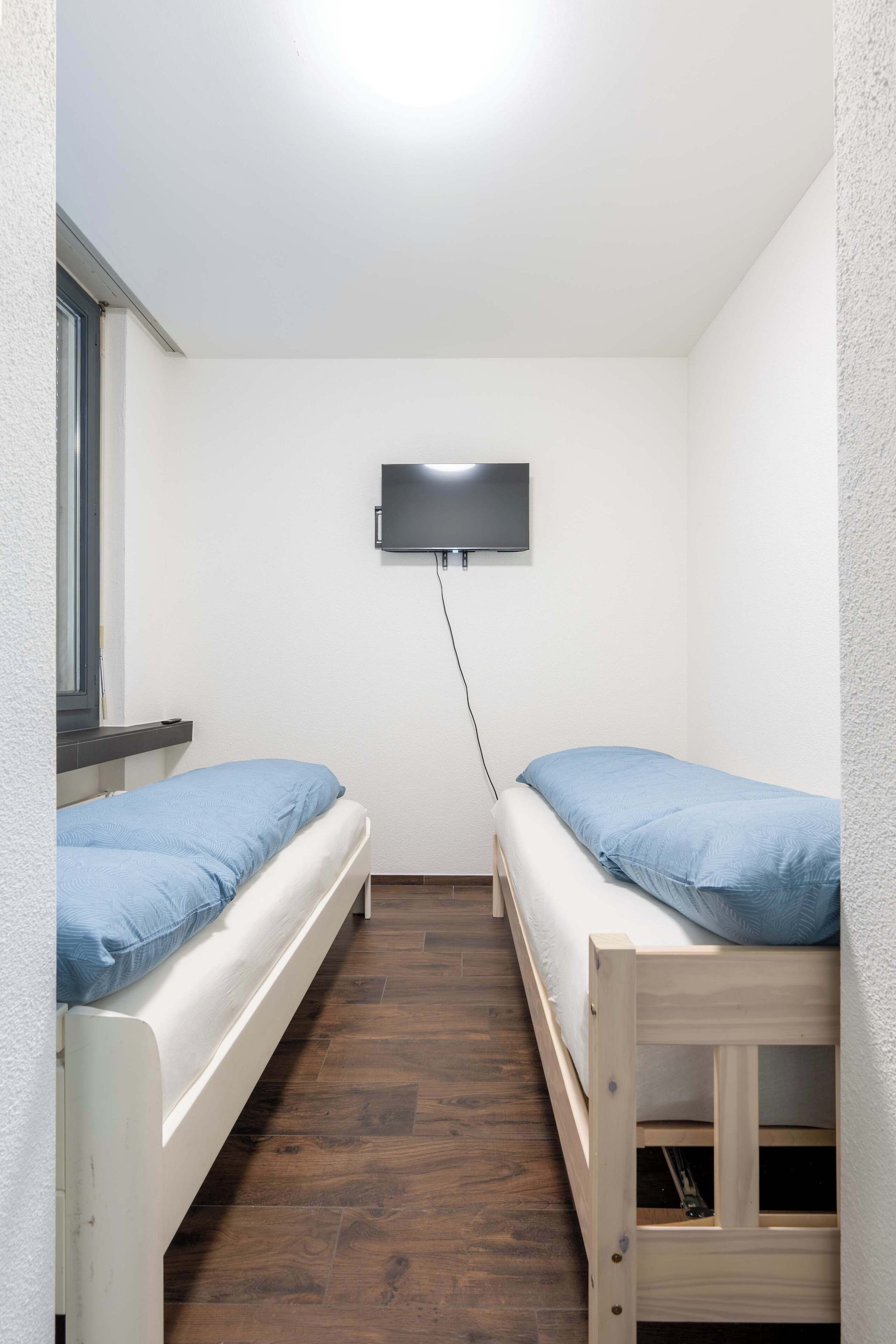 1 chambre, fer et planche à repasser, lit parapluie, Wi-Fi