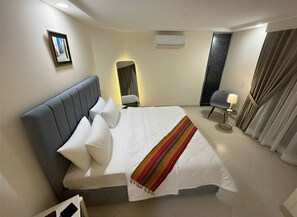 2 chambres, Wi-Fi gratuit, draps fournis