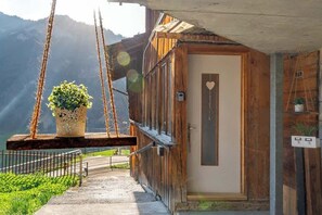 تفاصيل الفندق من الخارج