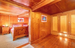 2 bedrooms, iron/ironing board, travel crib, WiFi