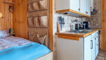 2 bedrooms, iron/ironing board, travel crib, WiFi