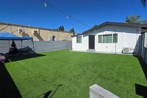 Garden - Xlnc Exotic home 2 by sdstay (La Presa)