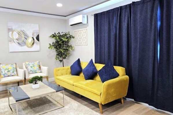 Room - Xlnc Exotic home 2 by sdstay (La Presa)