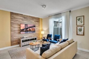 Room - Stylish Family Home Private Pool Stl111 (Kissimmee)