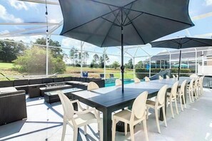 Room - DisneyMansion by AmericanVacationLiving 11Br - 30p (Davenport)