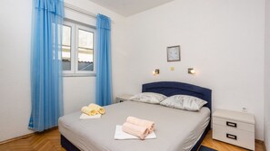Free WiFi, bed sheets - Charm Apartment by Villas Guide (Senj)