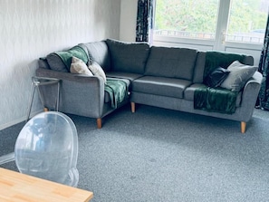 Apartment, 2 Bedrooms, Smoking, Balcony | Living room - Central Upton Upon Severn 2 Bedroom Property Sleeps 6 (Worcester)