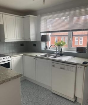 Apartment, 2 Bedrooms, Smoking, Balcony | Interior - Central Upton Upon Severn 2 Bedroom Property Sleeps 6 (Worcester)