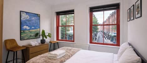 2 chambres, fer et planche à repasser, Wi-Fi gratuit, draps fournis