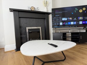 Interior - Urban Calm – Spacious 3-Bed Home with Free Parking
• Self Check-In (Rawmarsh)