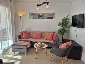 Living room - Stunning 2-bedroom Apartment in Hacienda Riquelme Golf Resort, Sucina, Murcia (Murcia)