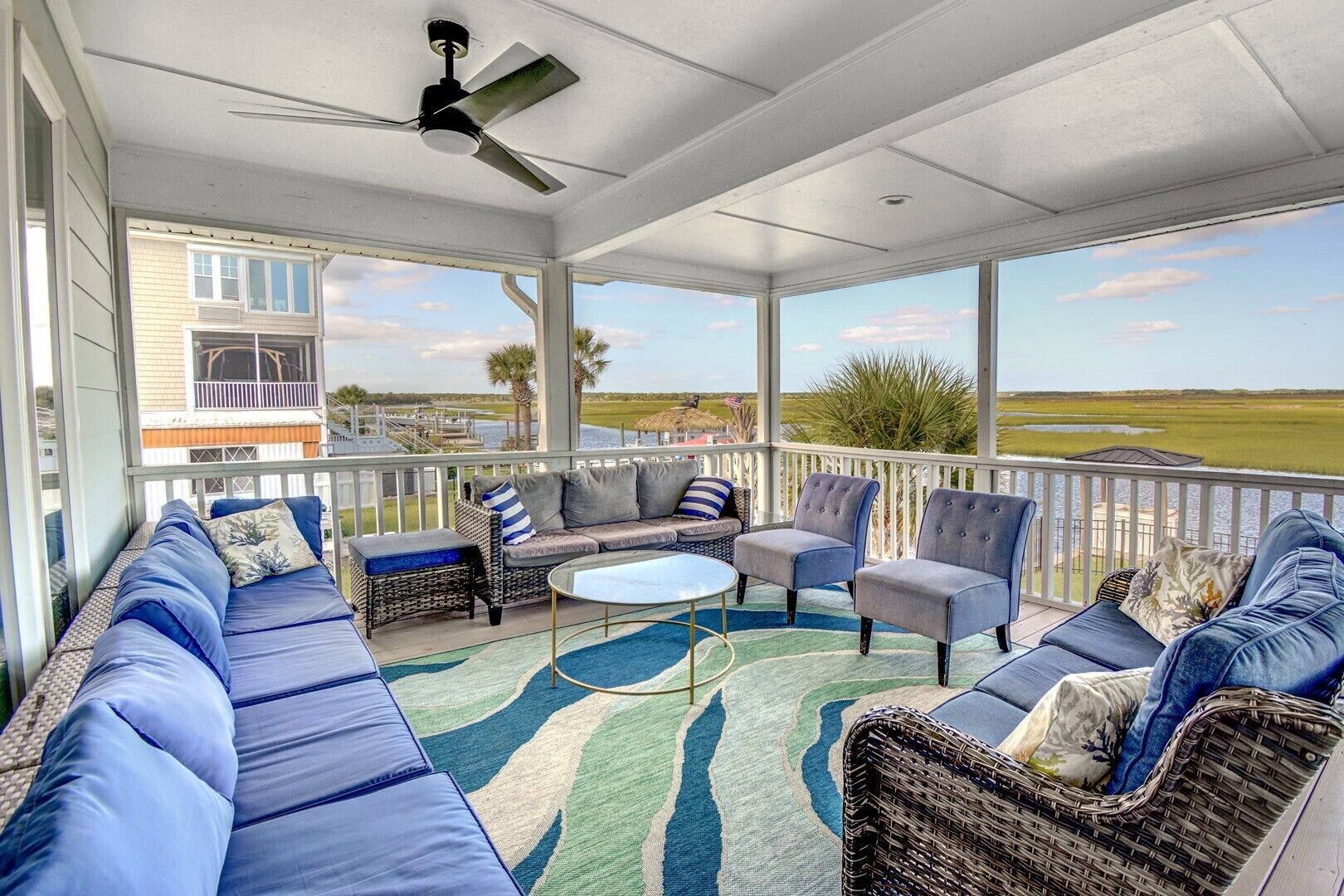 TV connectée, baby-foot, table de tennis de table