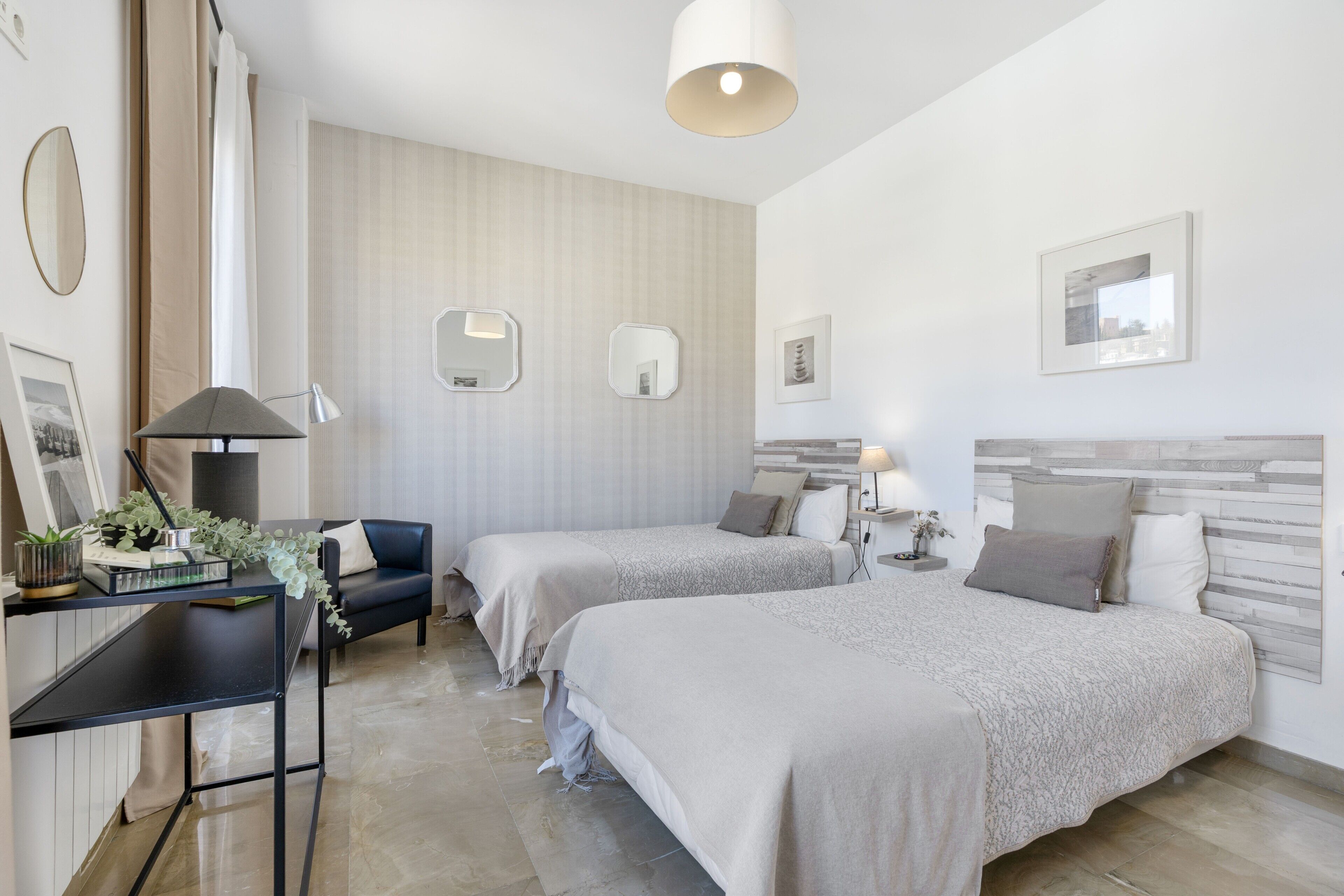 2 Schlafzimmer, Bügeleisen/Bügelbrett, WLAN