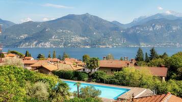 Apartment, Lake View