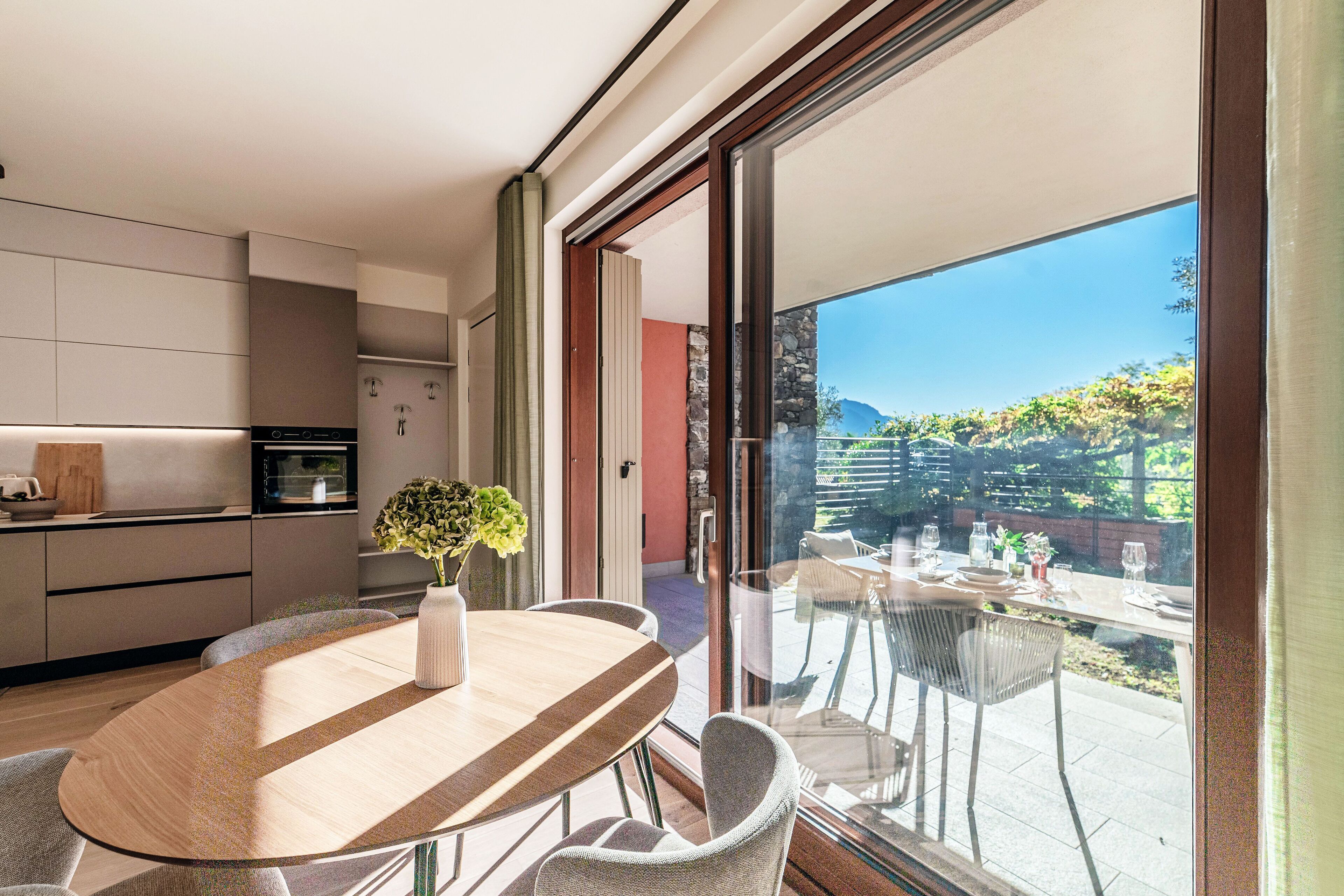 Apartment, Lake View | Premium bedding, down duvets, iron/ironing board, cots/infant beds