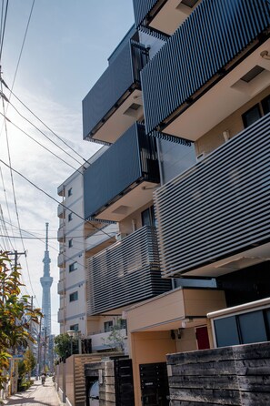 Exterior - Tokyo Skytree 101 Elegance Blue Twin w Bath & WC (Sumida City)