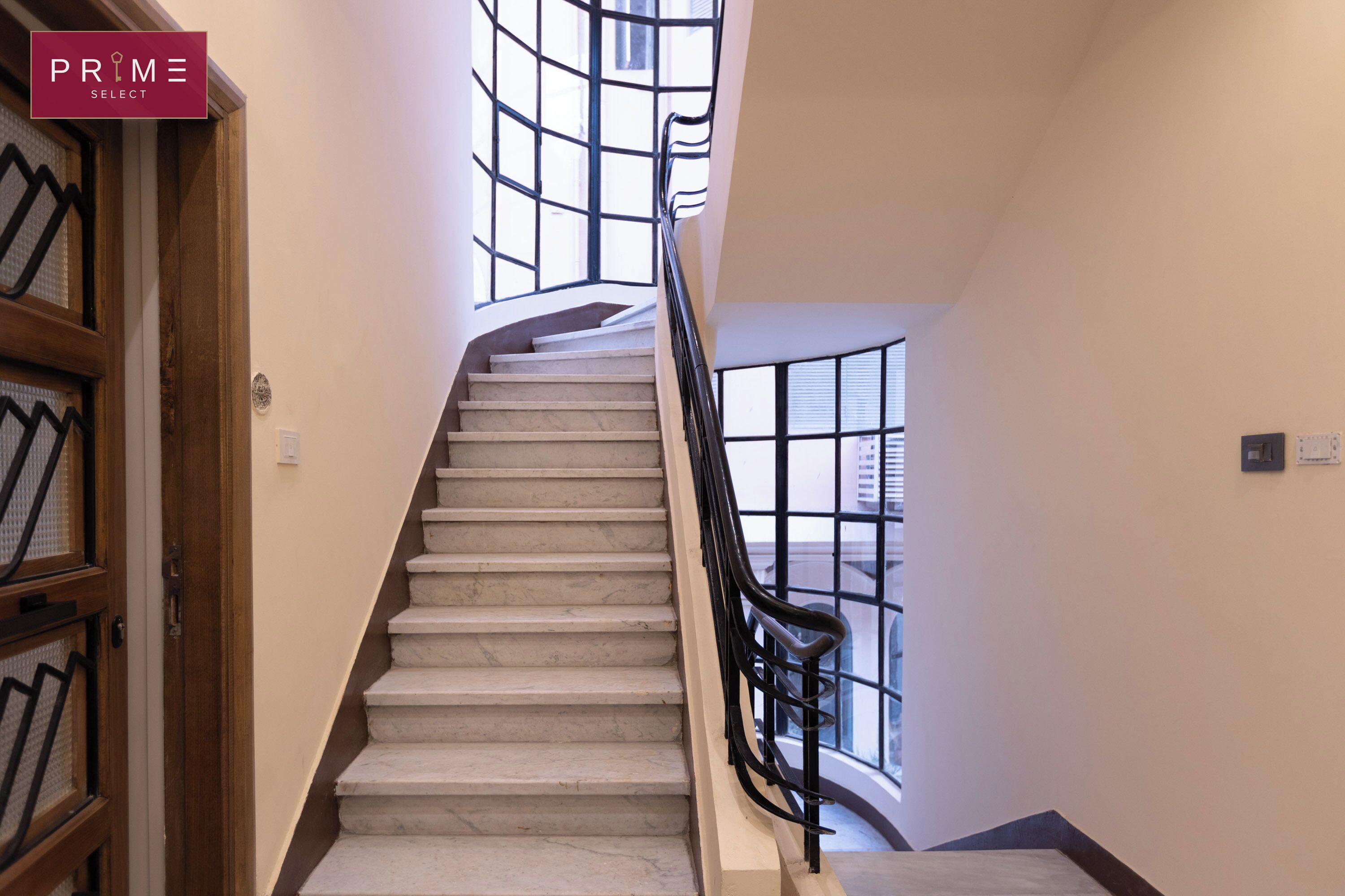 内部エントランス