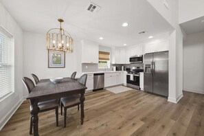 Fridge, microwave, oven, stovetop - New Ace Cottage - King Bed - Loft - Sports Complex - Park (Youngsville)