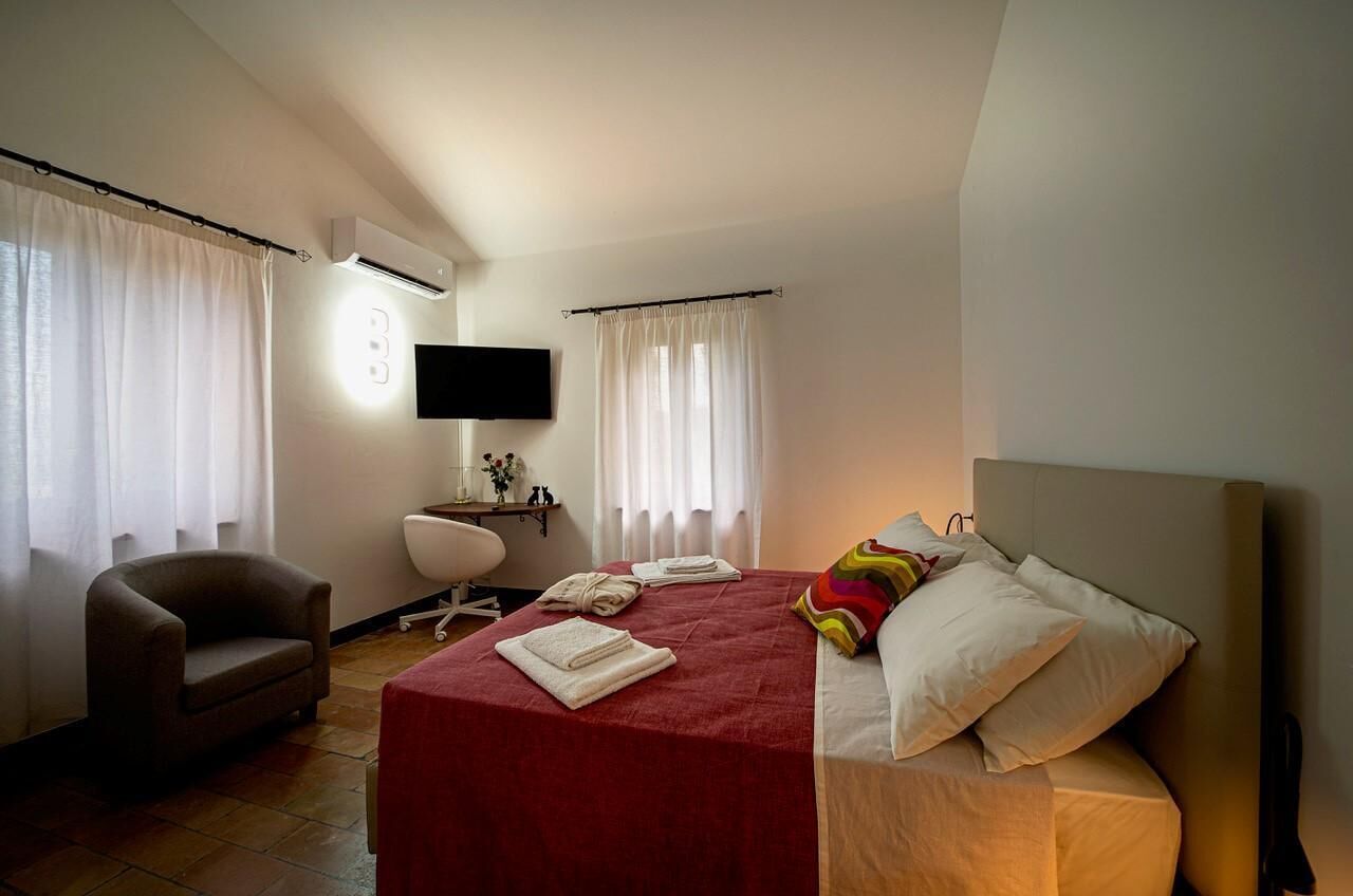 6 camere, accesso a Internet