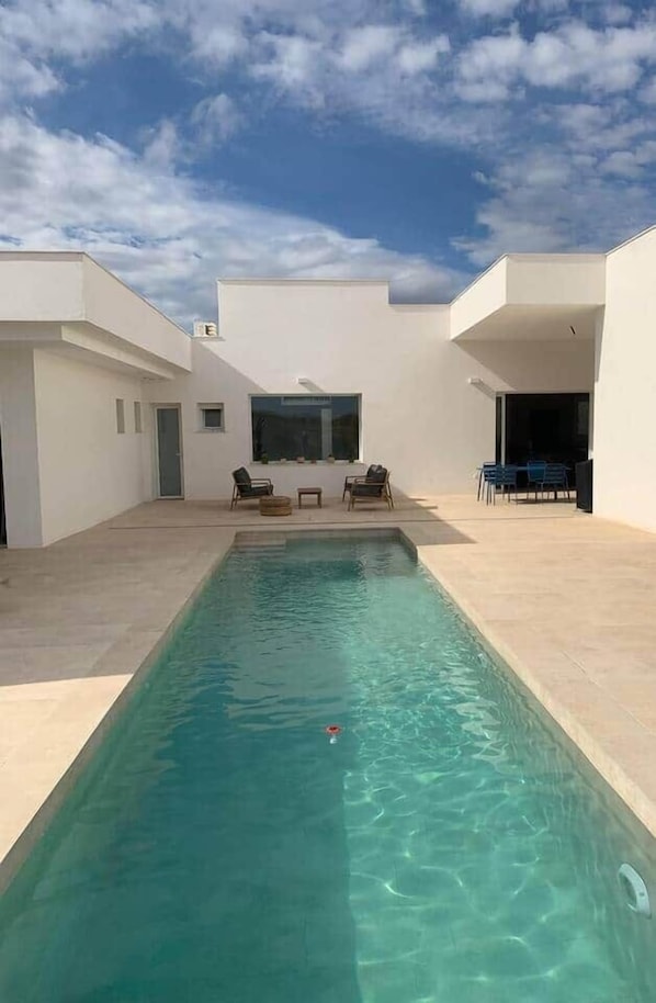 Piscine extérieure