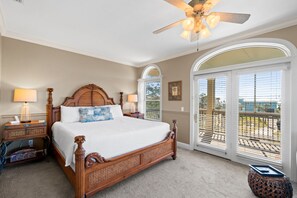 4 bedrooms, iron/ironing board, travel cot, WiFi - Salty Daze- Private pool & hot tub, pet friendly, family friendly! (Cape San Blas)