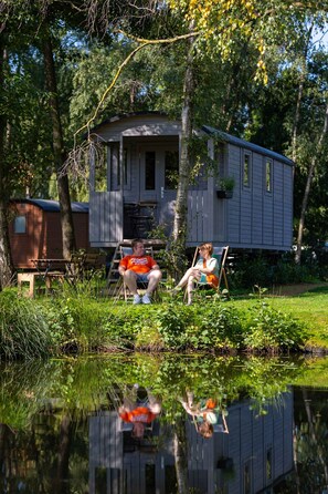 Property grounds - Camping Papillon Kinrooi - Pipowagen 4 p. terras (Kinrooi)