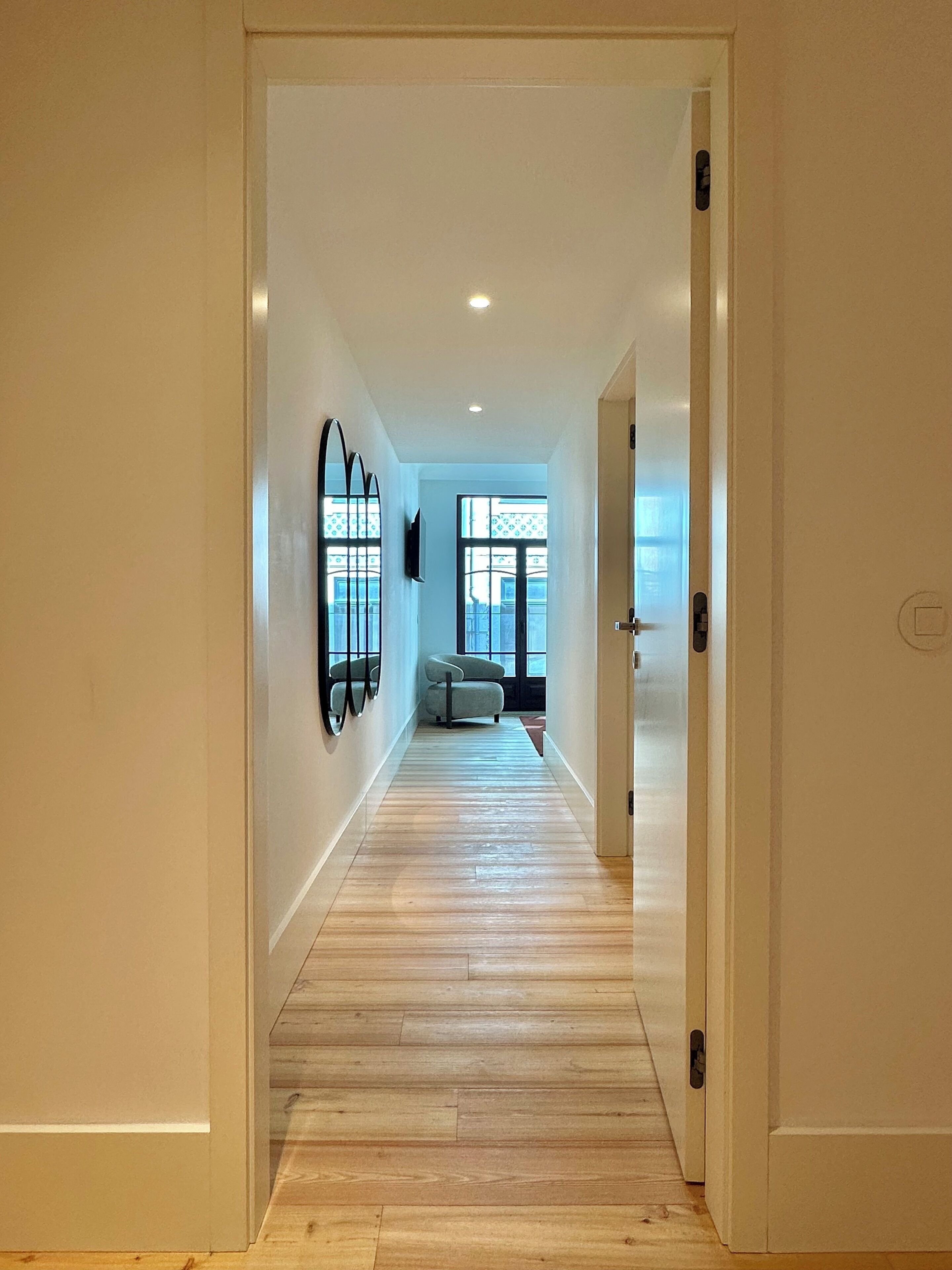 Luxury Apartment, 3 Bedrooms, City View | Soundproofing, iron/ironing board, free WiFi