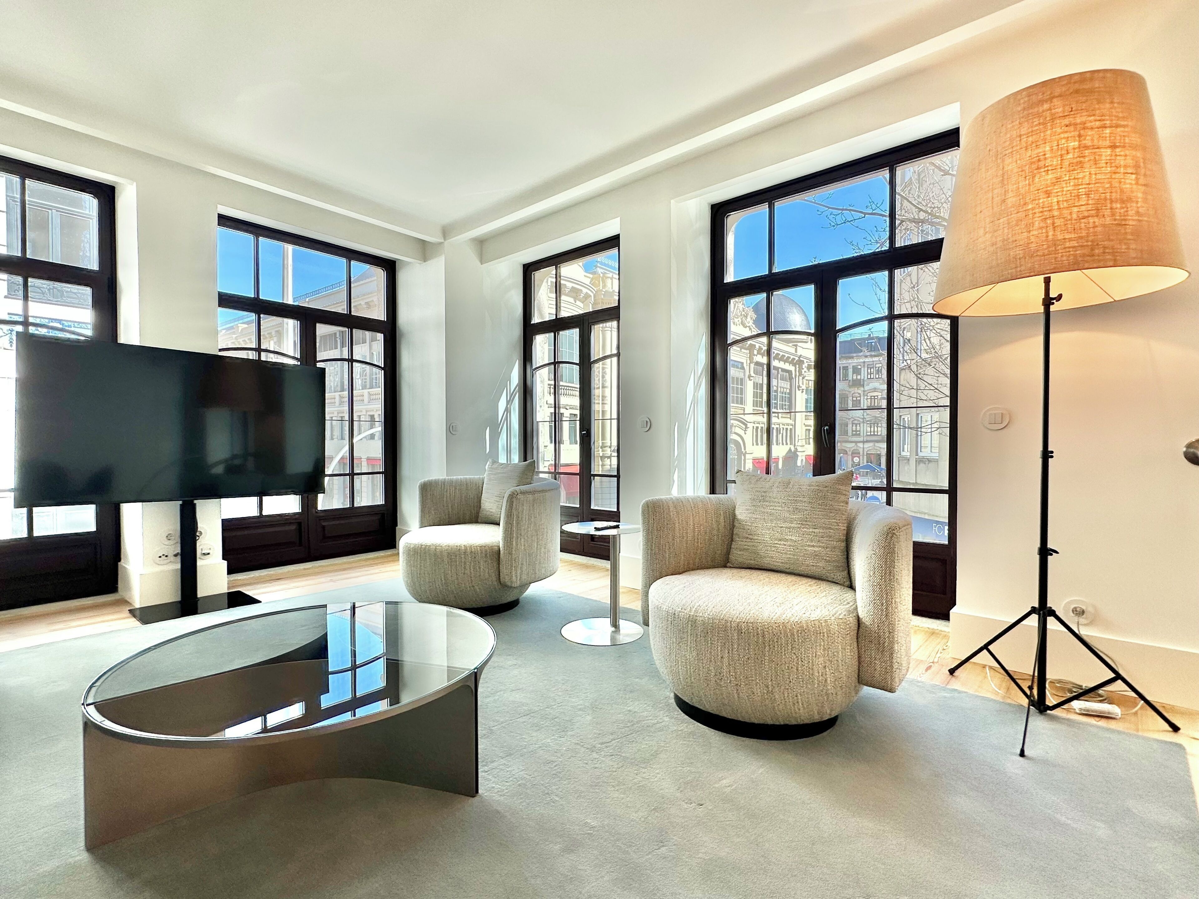 Luxury Apartment, 3 Bedrooms, City View | Living area