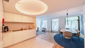 Luksusleilighet, 3 soverom, byutsikt | Oppholdsområde