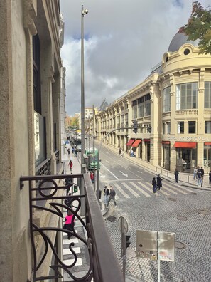 Luxury Apartment, 3 Bedrooms, City View | Balcony - YOUROPO - Bonjardim Prime (Porto)