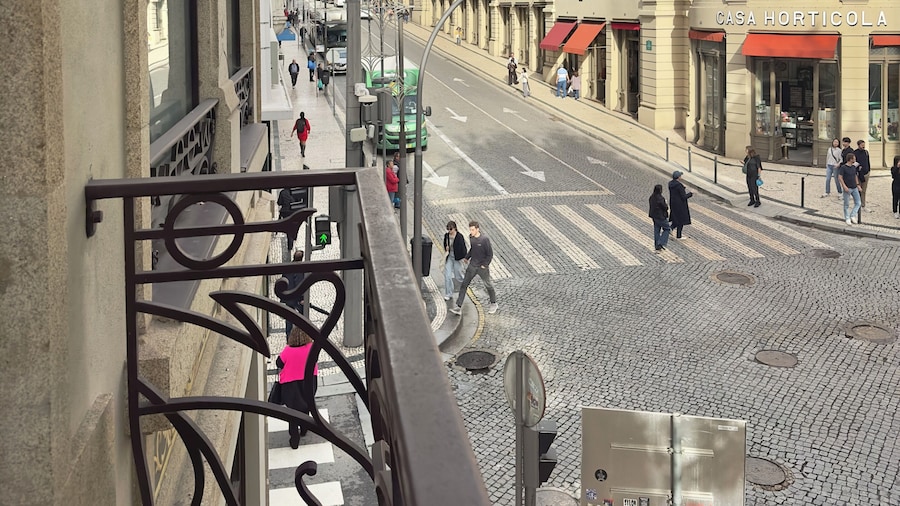 YOUROPO - Bonjardim Prime