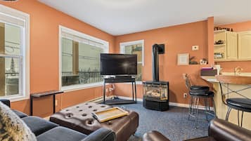 TV connectée, cheminée