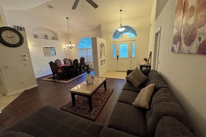 Cozy, Private Home Close to the I95 Exit 284