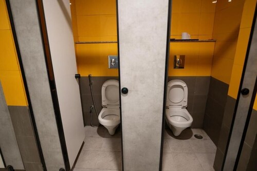 Travelers Hostel 