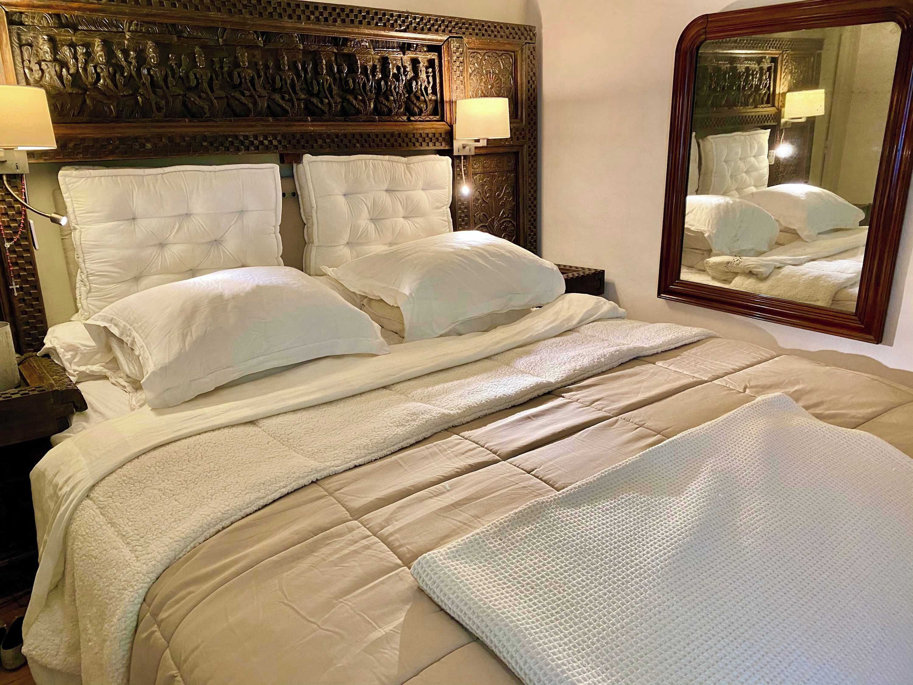 2 عدّة غرف نوم ومكتب ومكواة/لوح كي وواي فاي