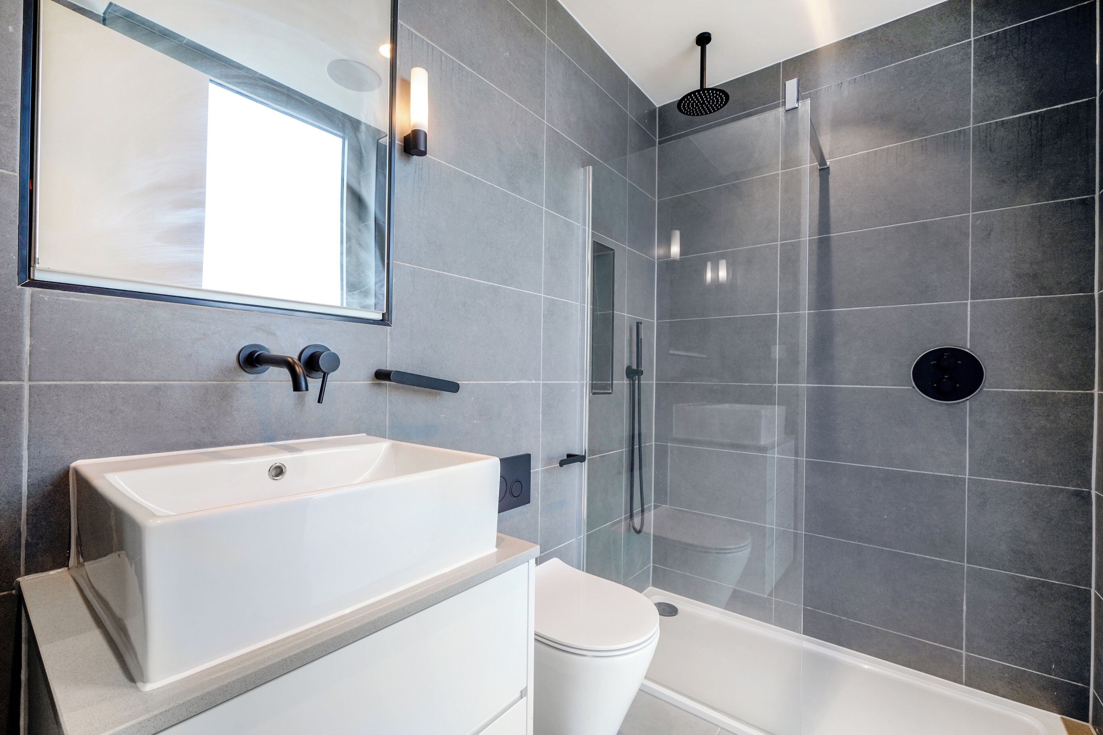 Shower, towels