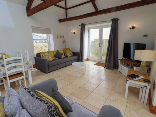 Pet-Friendly Heritage Grade-II Listed Cottage. Exclusive 60% Off Golf Discount!