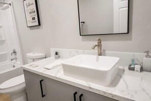 Room - Exotic home Rogers by sdstay (Casa de Oro-Mount Helix)