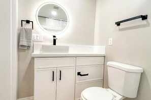 Room - Exotic home Rogers by sdstay (Casa de Oro-Mount Helix)