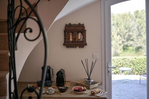 Deluxe Quadruple Room | Free WiFi